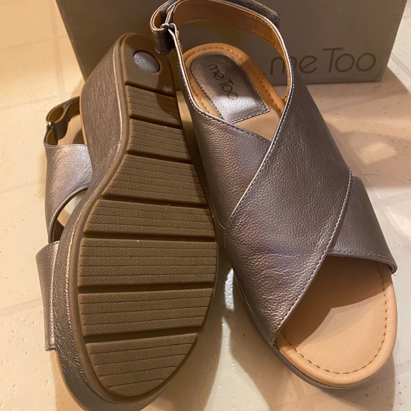 Me too Arena5 Peep toe platform sandal 11M - Picture 2 of 3